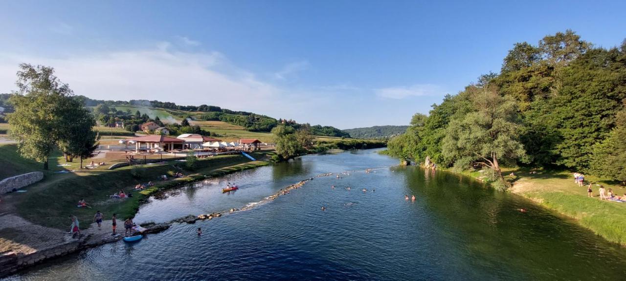 فيلا Kuca Za Odmor Dragonfly River House On Korana Near Plitvice And Mreznica Barilovic المظهر الخارجي الصورة